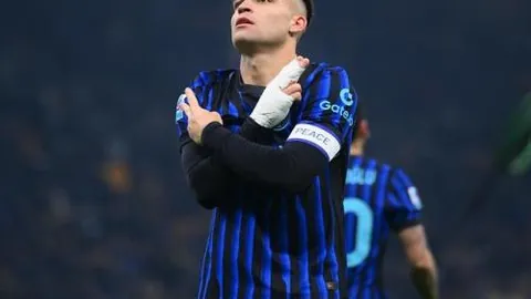 学青会垒球赛首秀：青春团队展现拼搏精神